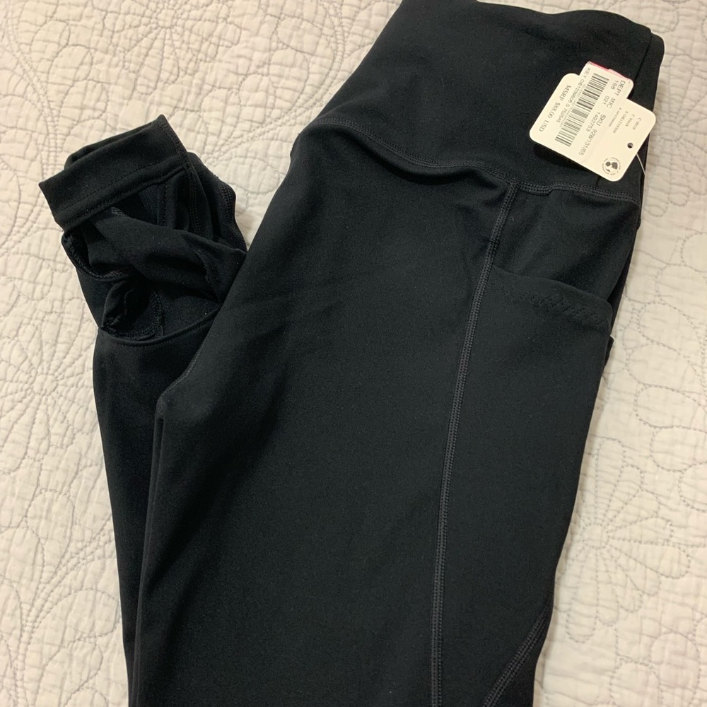 Free People High rise Ankle Wave Rider Leggings.